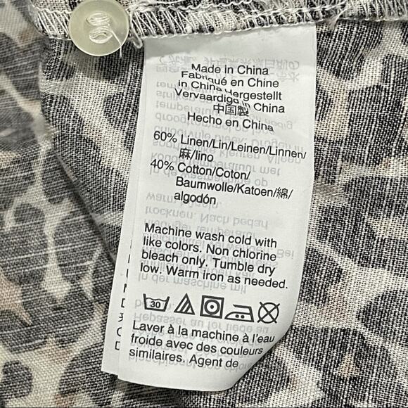 J. Crew Linen Blend Leopard Print Button Front Top Size Small - Picture 8 of 9